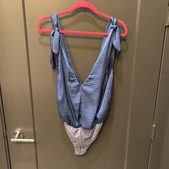 MISA Los Angeles Silk Bodysuit Tank - Picture 4 of 5